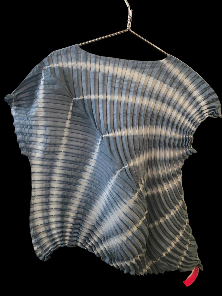 Women's Issey Miyake Blue Top