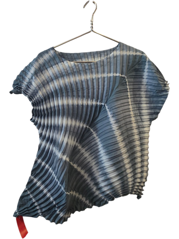 Women's Issey Miyake Blue Top