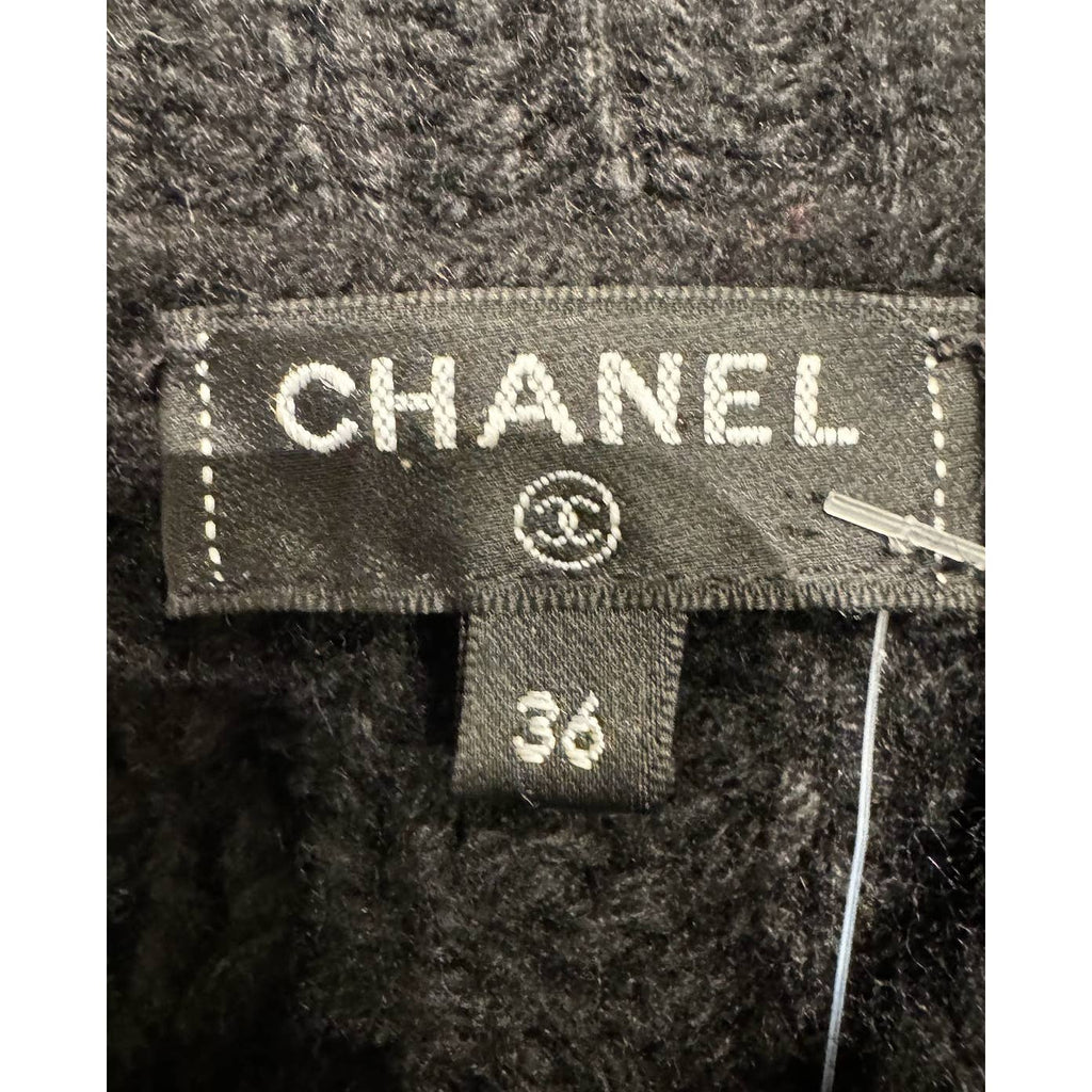 Chanel women's cashmere sweater